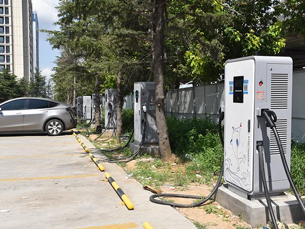 如何儲存、運輸和維護(hù)安裝電動汽車充電樁的好處